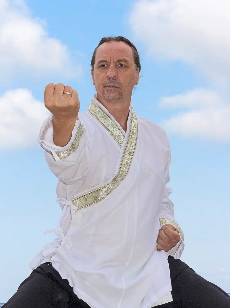 Baduanjin Qigong — traditional sports tradition
